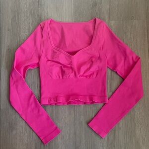 NWOT OQQ Hot Pink Sweetheart Neck Cropped Athletic Long Sleeve Activewear
